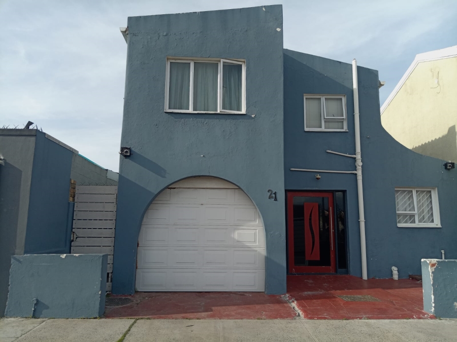 3 Bedroom Property for Sale in Portlands Western Cape